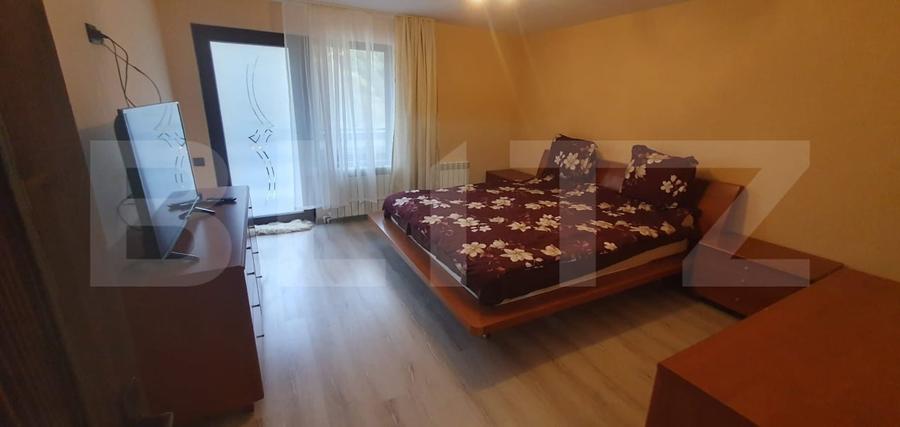 Casă individuală cu 8 camere cu Teren 5955 Mp în Vatra Dornei