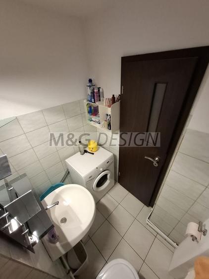 Apartament cu 3 camere decomandat, mobilat în Lunei