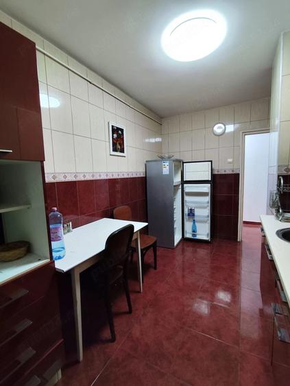 Proprietar 4 camere de inchiriat, 80 mp, Berceni Emil Racovi?a, intre?inere mica - 9