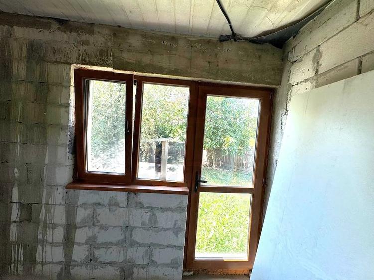 99.900 Euro casa+teren 1000 mp(concesiune) in com Sendreni - 13