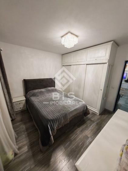 Apartament cu 3 camere decomandat în Sud