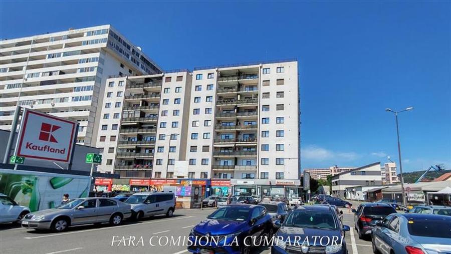Apartament cu 2 camere semidecomandat, mobilat în Libertății