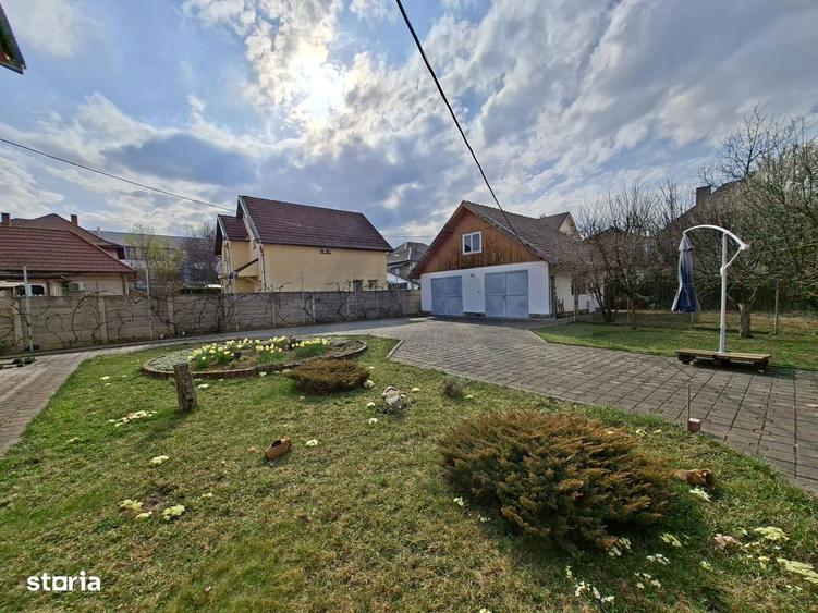 Casă cu 5 camere cu Canalizare în Sub Arini