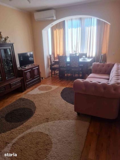 Apartament cu 3 camere în Central
