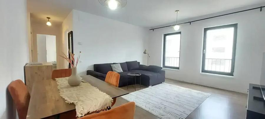 Apartament cu 3 camere decomandat, mobilat în Pipera