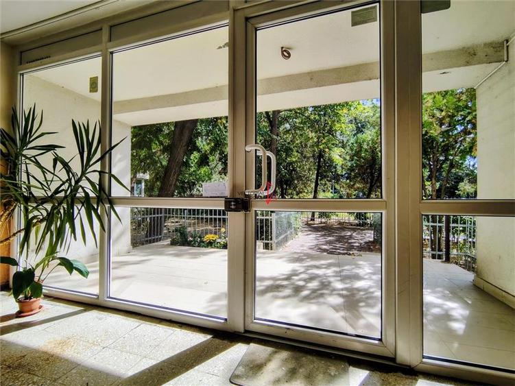 Apartament cu 2 camere circular în Titan