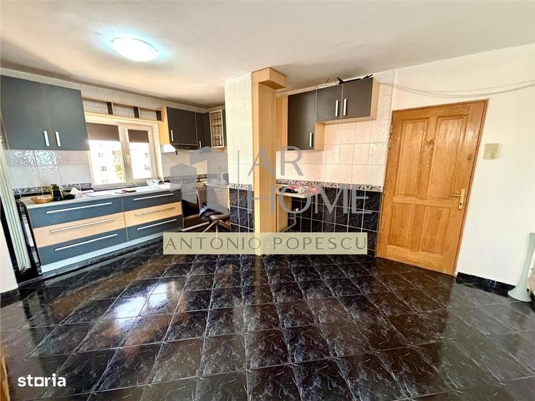 Apartament cu 3 camere decomandat, mobilat în Cioceanu
