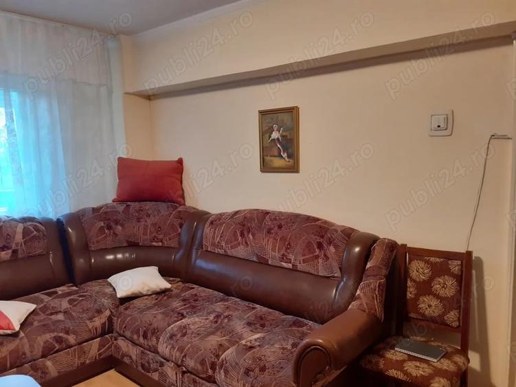 Apartament cu 2 camere decomandat în Radu Negru