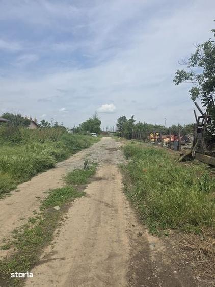 Teren de 2000 mp, în Fundeni