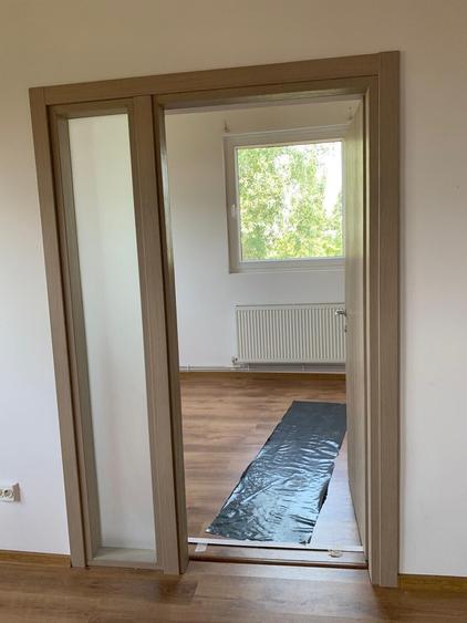 Casă individuală cu 15 camere cu Canalizare în Theodor Pallady