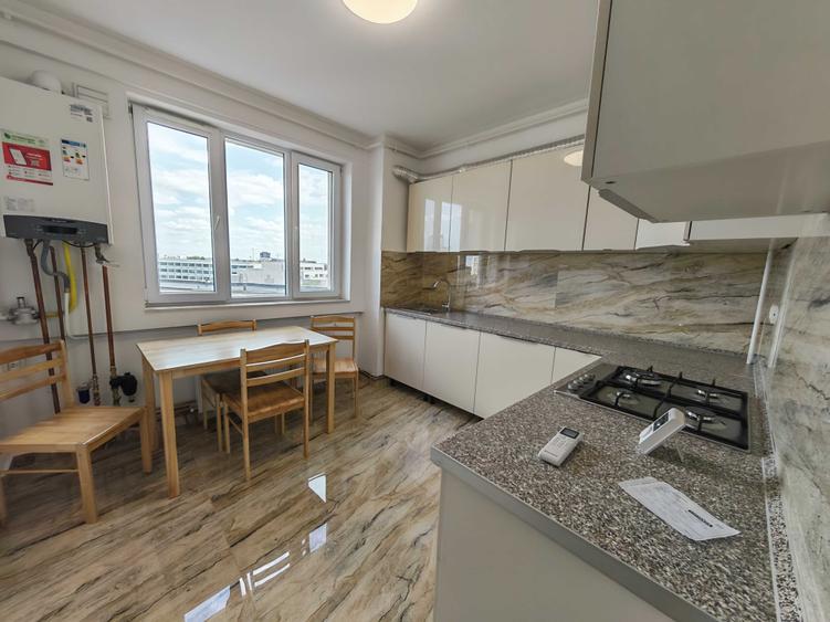 Apartament cu 3 camere decomandat în Ultracentral