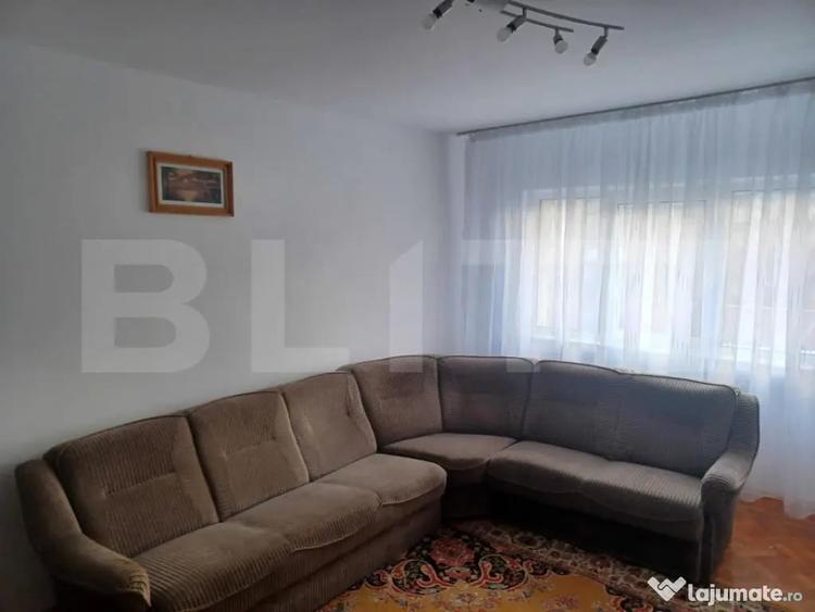 Apartament cu 3 camere decomandat, mobilat în Obcini