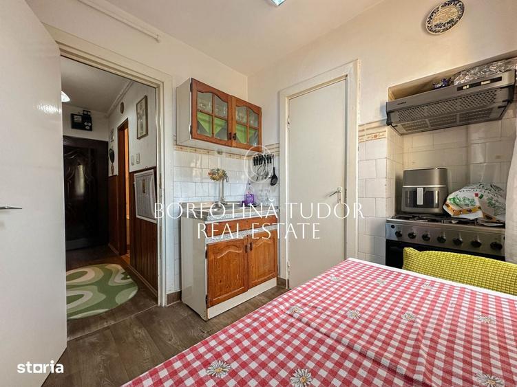 Apartament cu 2 camere decomandat în Zorilor