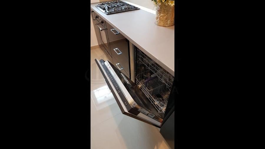 Apartament cu 2 camere decomandat în Victoriei