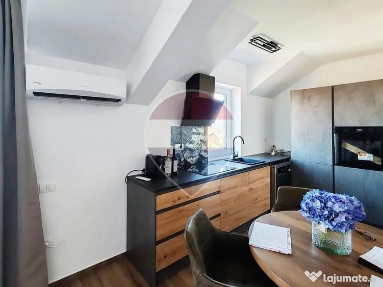 Apartament cu 2 camere nedecomandat în Sânmartin