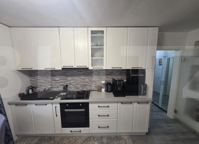 Apartament cu 2 camere decomandat, mobilat în Semicentral