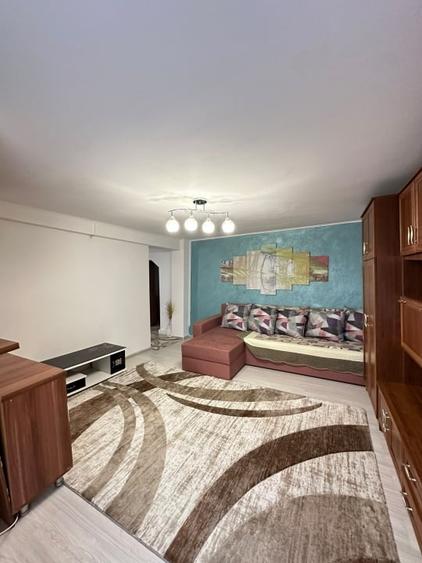 Apartament cu 3 camere decomandat, mobilat în Cornetu
