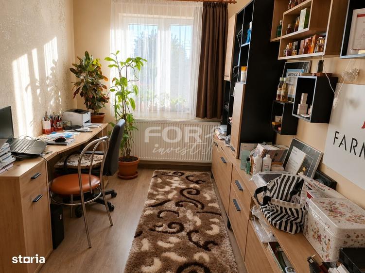 Casă cu 4 camere cu Teren 1900 Mp în Central