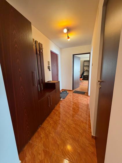 Apartament cu 2 camere decomandat în Bucovina