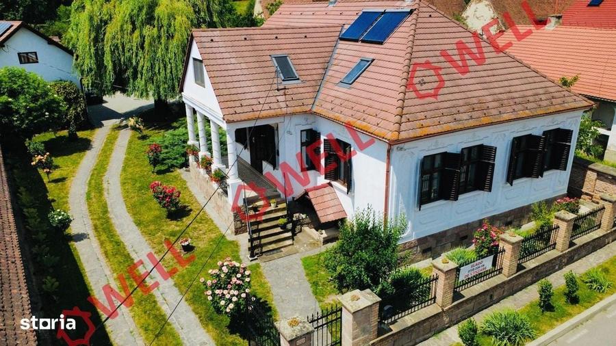 Casă cu 4 camere în Bățani