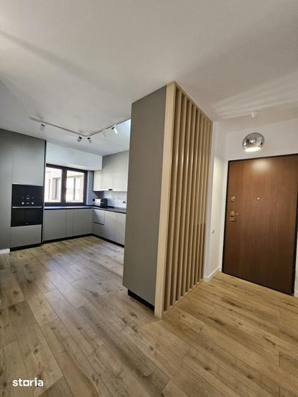 Apartament cu 4 camere în Sud