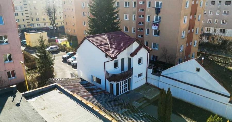 Casă cu 3 camere în Drumul Carului