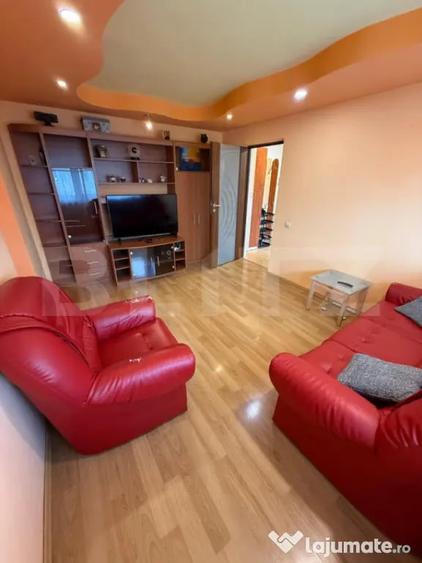 Apartament cu 2 camere semidecomandat în Gemenii