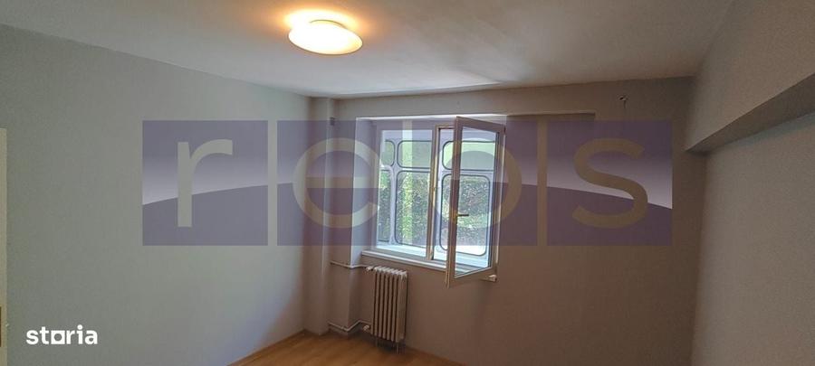Apartament cu 3 camere decomandat în Tineretului