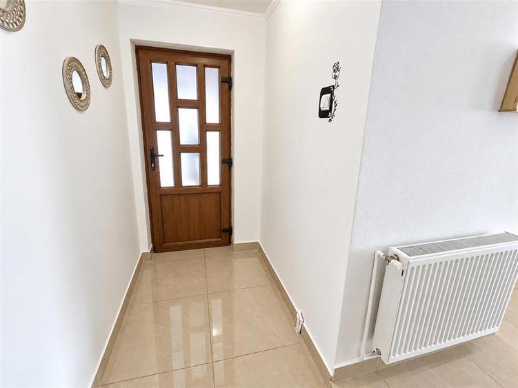 Casă individuală cu 4 camere cu Teren 350 Mp în Mohu