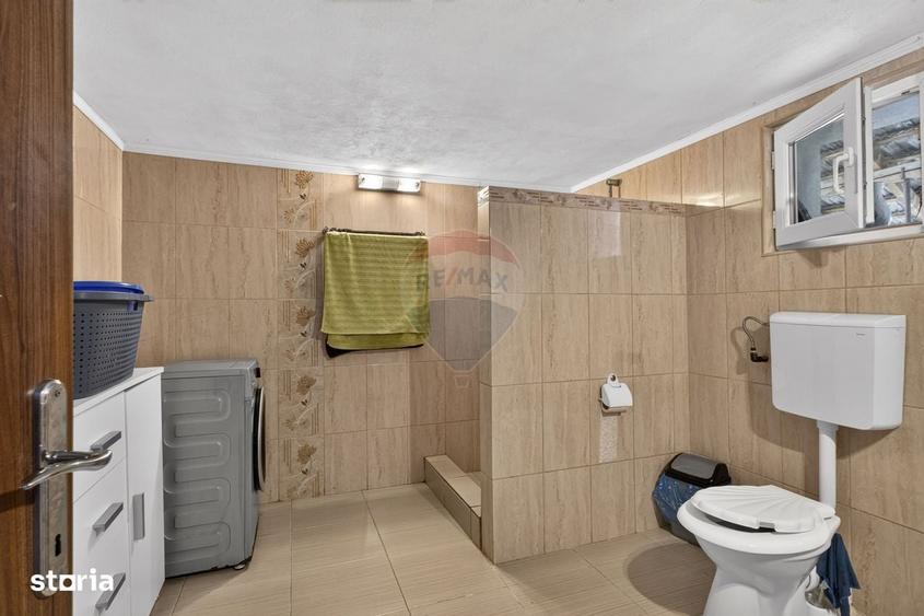 Casă cu 4 camere în Central