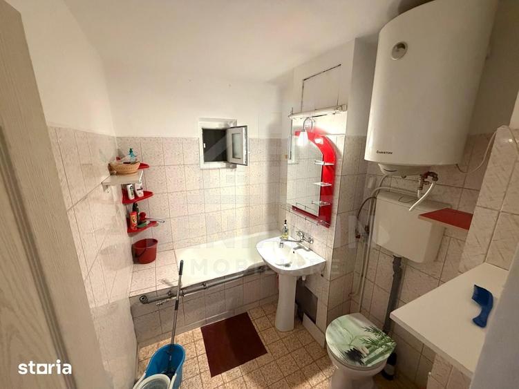 Apartament cu 2 camere decomandat în Sărari