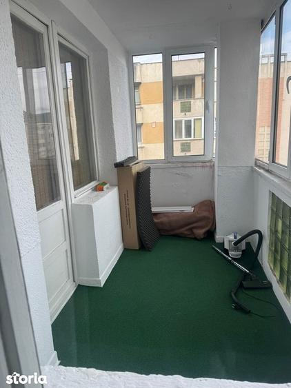 Apartament cu 3 camere în Republicii