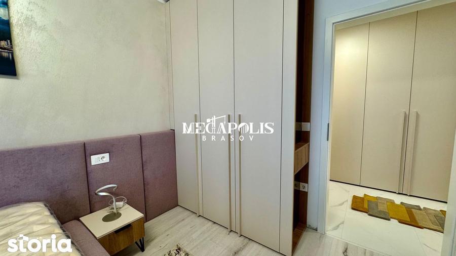 Apartament cu 2 camere decomandat în Tractorul