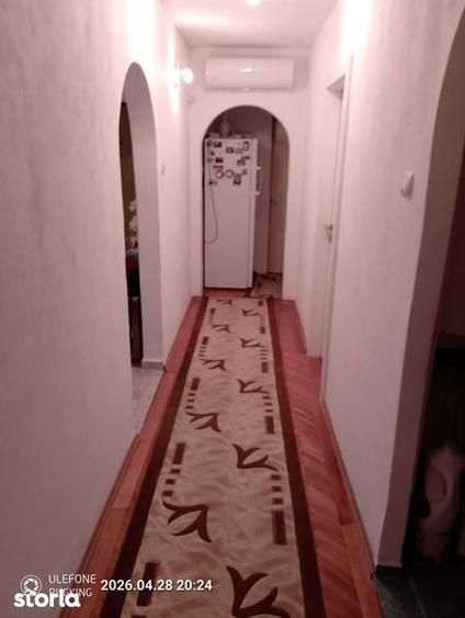Proprietar, vand apartament cu 4 camere - 1