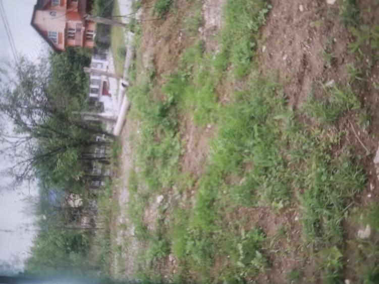 Teren de 1100 mp, în Seaca (Călimănești)