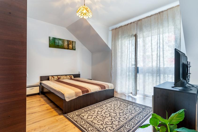 Duplex cu 5 camere cu Canalizare în Florești