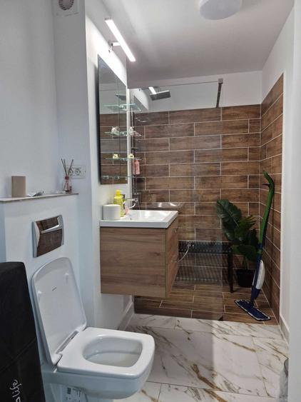 Apartament cu 2 camere semidecomandat în Brâncoveanu