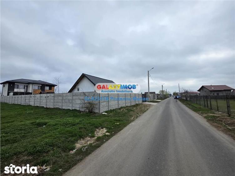 Teren de 1700 mp, în Fundeni