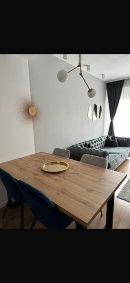 Apartament cu 2 camere decomandat, mobilat în Girocului