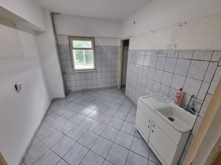 Apartament 2 camere zona Tomis 2(Spitalul Mare) - 3