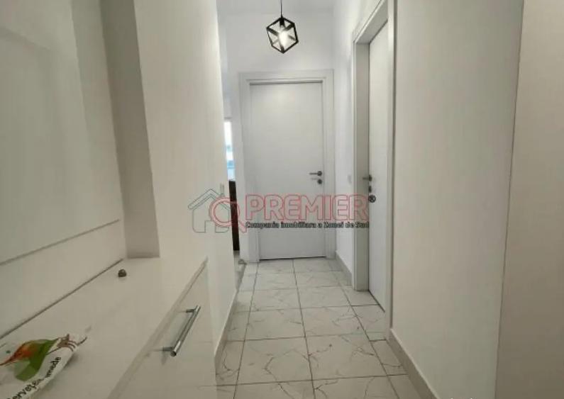 Apartament cu 2 camere decomandat în Vitan