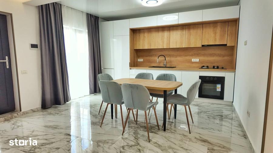 Casă cu 4 camere cu Teren 300 Mp în Lumina