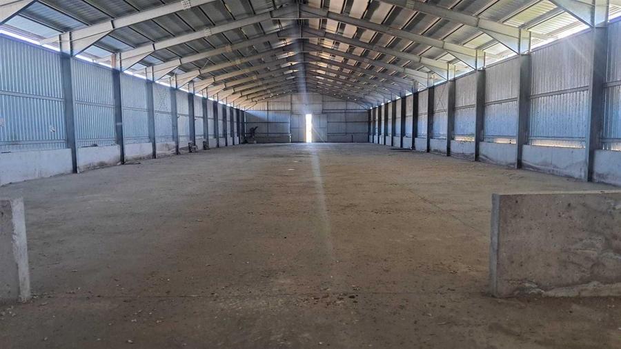Spațiu industrial, de 1,380 mp, în Arhitecților - Calea Cisnădiei
