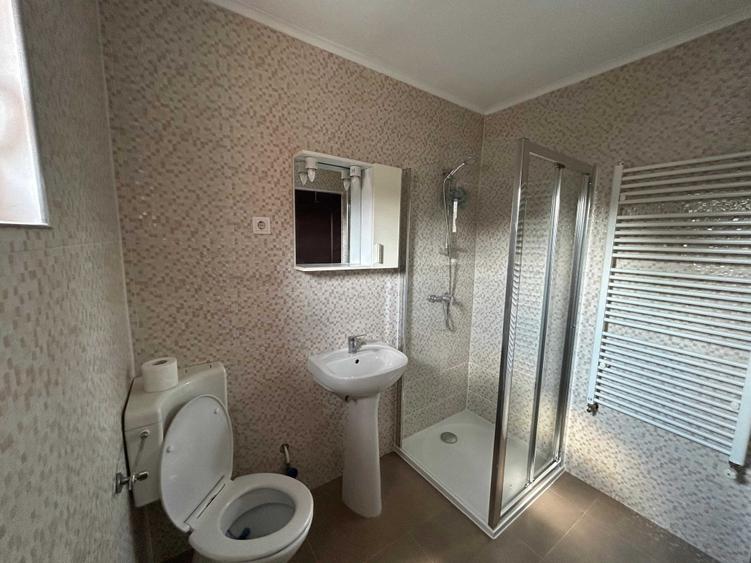 Casă cu 2 camere cu Centrală Termică în Central