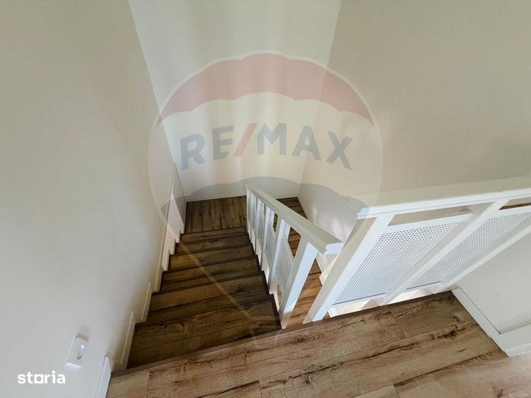 Casă cu 3 camere în Ungureni