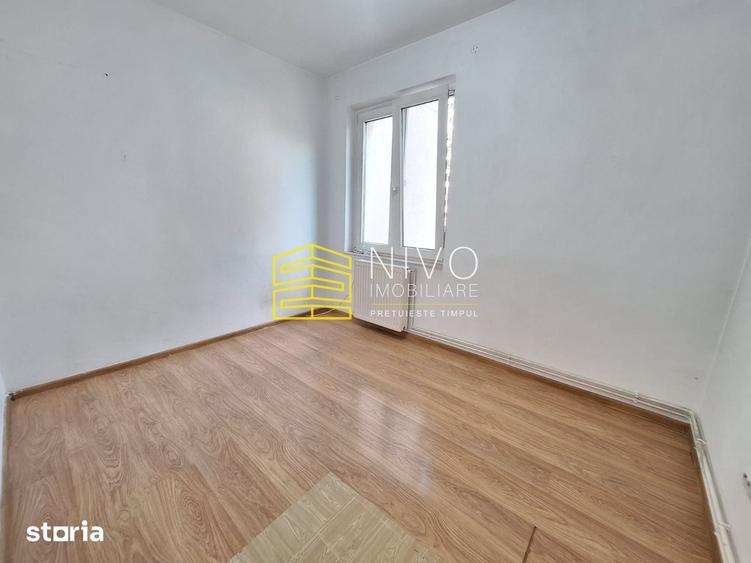Apartament cu 3 camere decomandat în Sângeorgiu de Mureș — fotografia 1