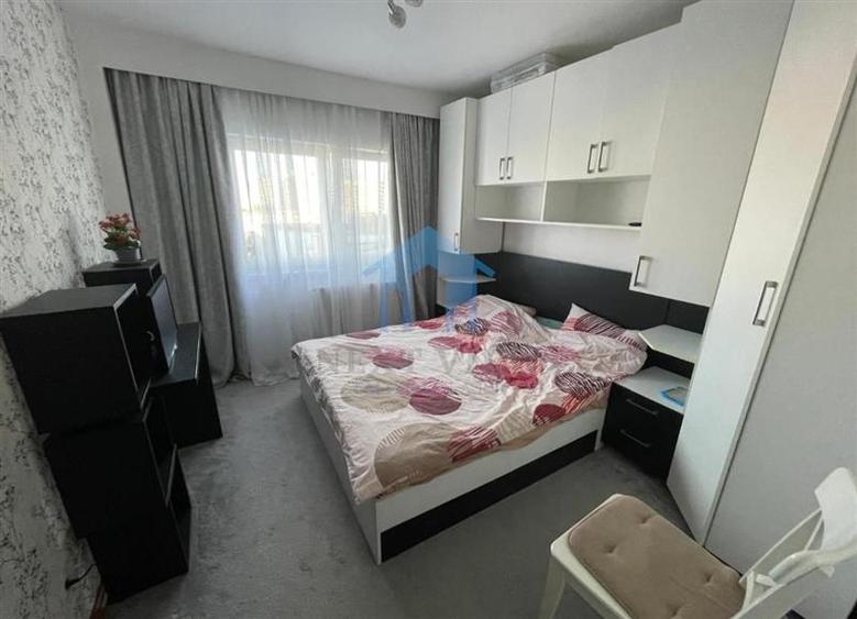 Apartament cu 3 camere decomandat în Mărăști