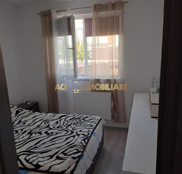 Casă individuală cu 3 camere cu Canalizare în Berceni