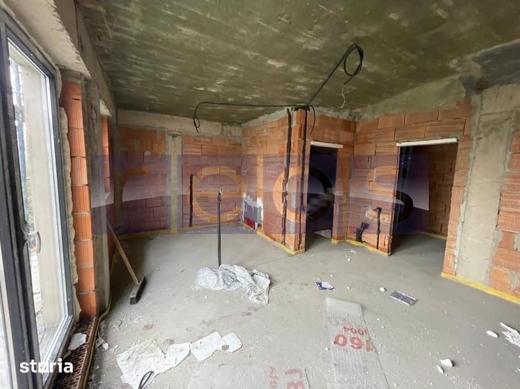 Casă cu 4 camere cu Teren 200 Mp în Străulești
