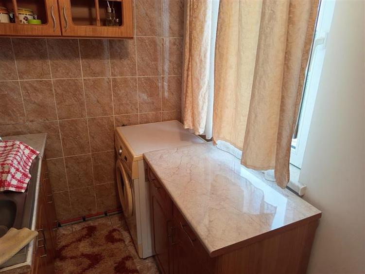 Apartament cu 2 camere nedecomandat, mobilat în Ultracentral